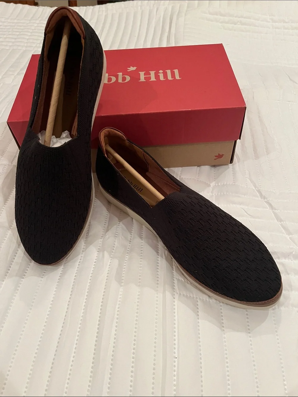 Cobb Hill Women’s Black linear knit Slip-On Loafer Size 9.5W New